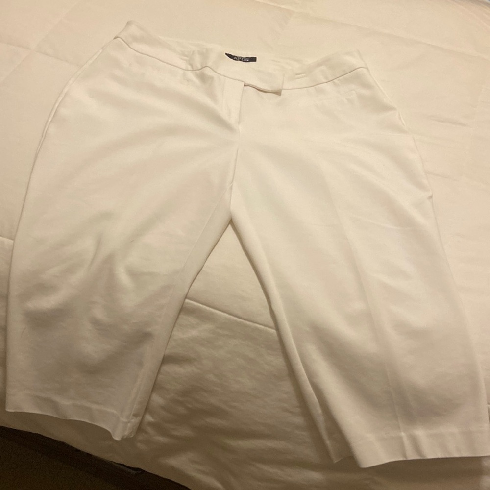 White Capri Pants